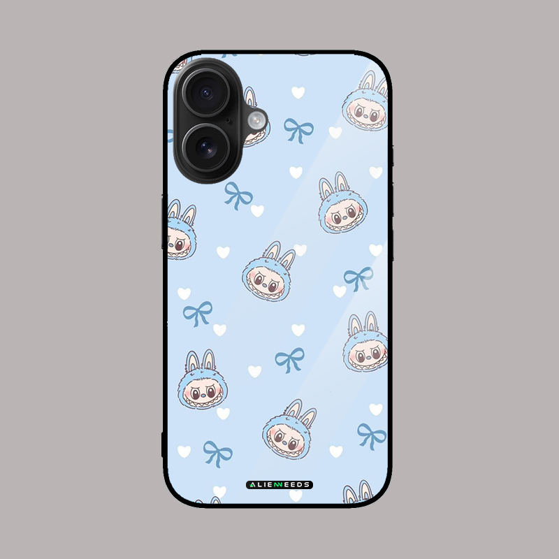 Labubu with heart design phone case – cute and durable.